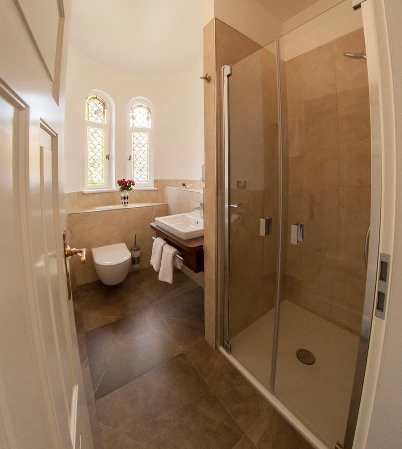 Pension Villa Kleine Wartburg アイゼナハ エクステリア 写真