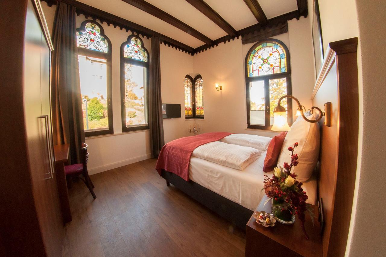 Pension Villa Kleine Wartburg アイゼナハ エクステリア 写真