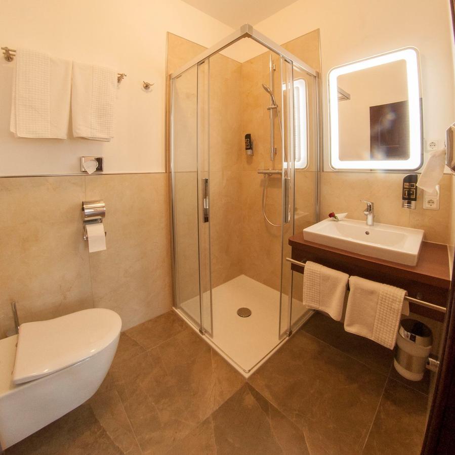 Pension Villa Kleine Wartburg アイゼナハ エクステリア 写真